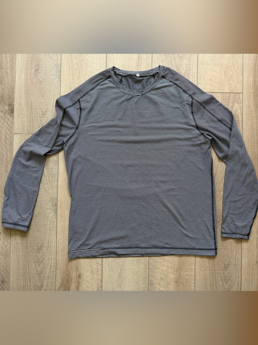lululemon athletica Black and White Striped long Sleeve Tee Sz XXL Soft Athletic